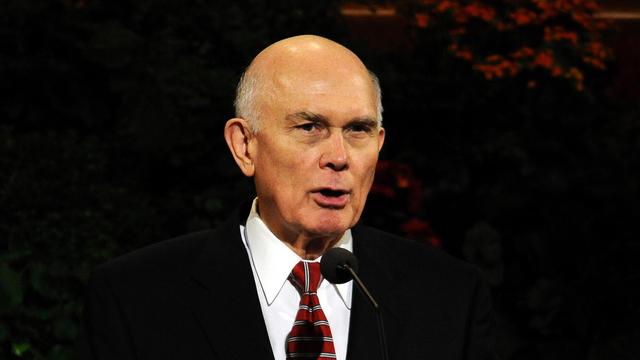 dallin-oaks-oct-gconf-2010-sunm.JPG